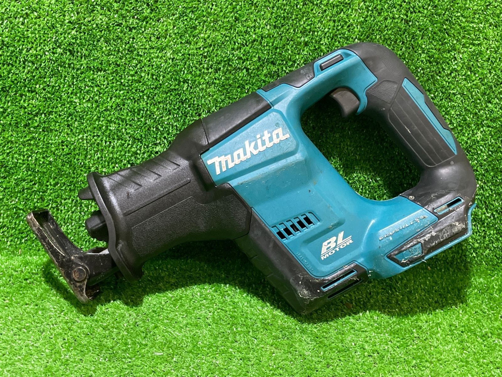 マキタ JR188D 充電式レジプロソー 現状品 本体のみ コ-139