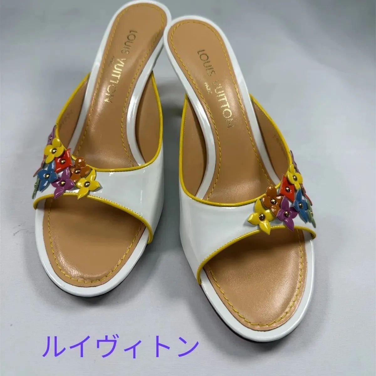 LOUISVUITTON ルイヴィトン サンダル マルチ パテントフラワーサンダル?
