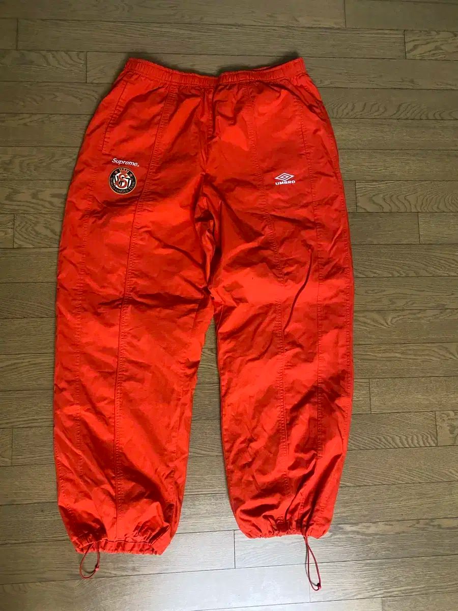 umbro アンブロ Supreme シュプリーム トラックパンツ XL