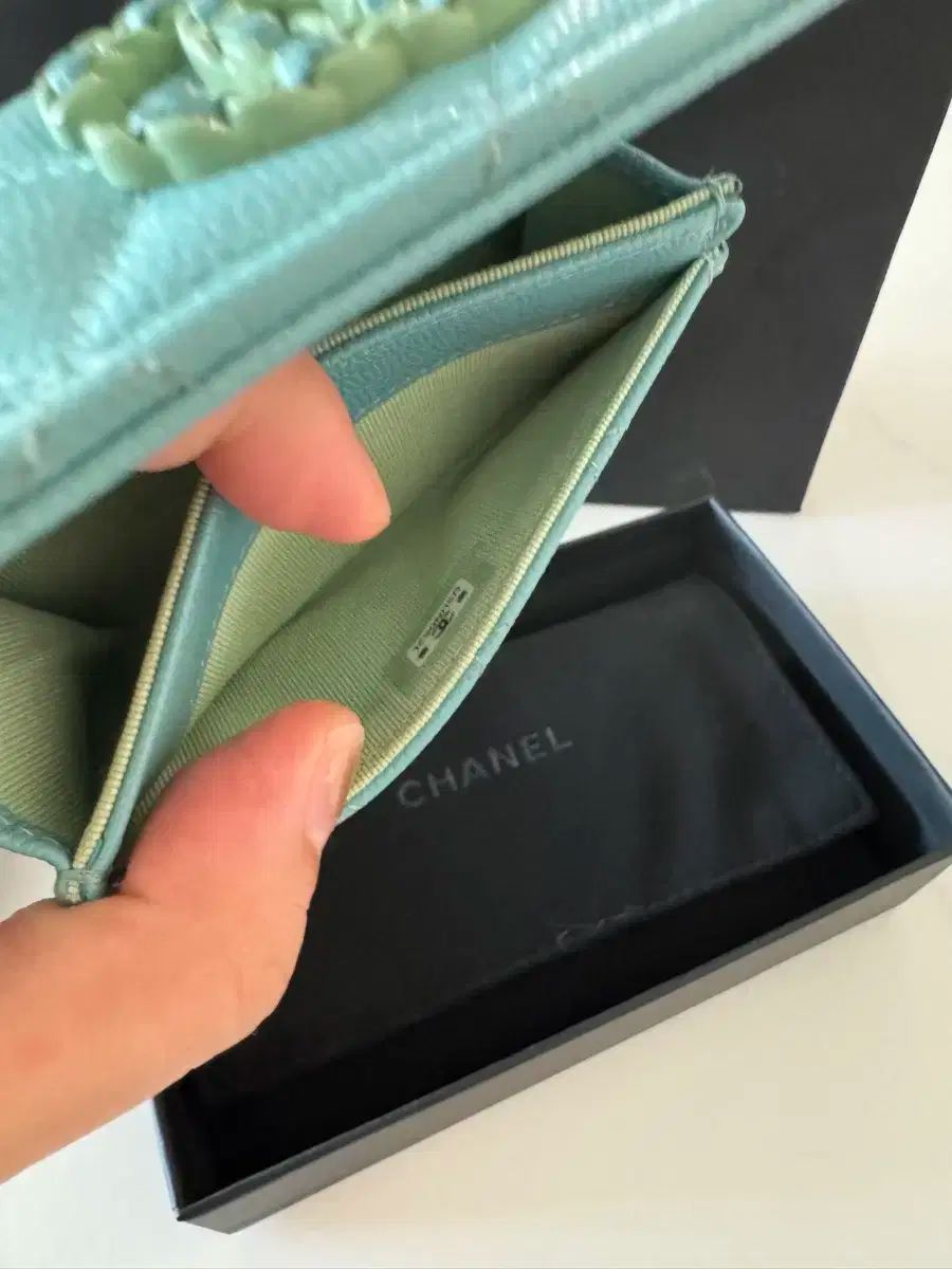 Chanel シャネル キャビア カードウォレット ミント