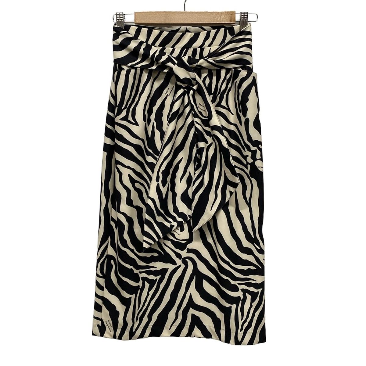 レジィーナロマンティコ Regina Romantico スカートスーツ サイズ36 S 黒×白 レディース 千鳥格子/ストレッチ/ウエストゴム 美品 Regina Romantico(レジィーナロマンティコ) ロングスカート サイズ38 M