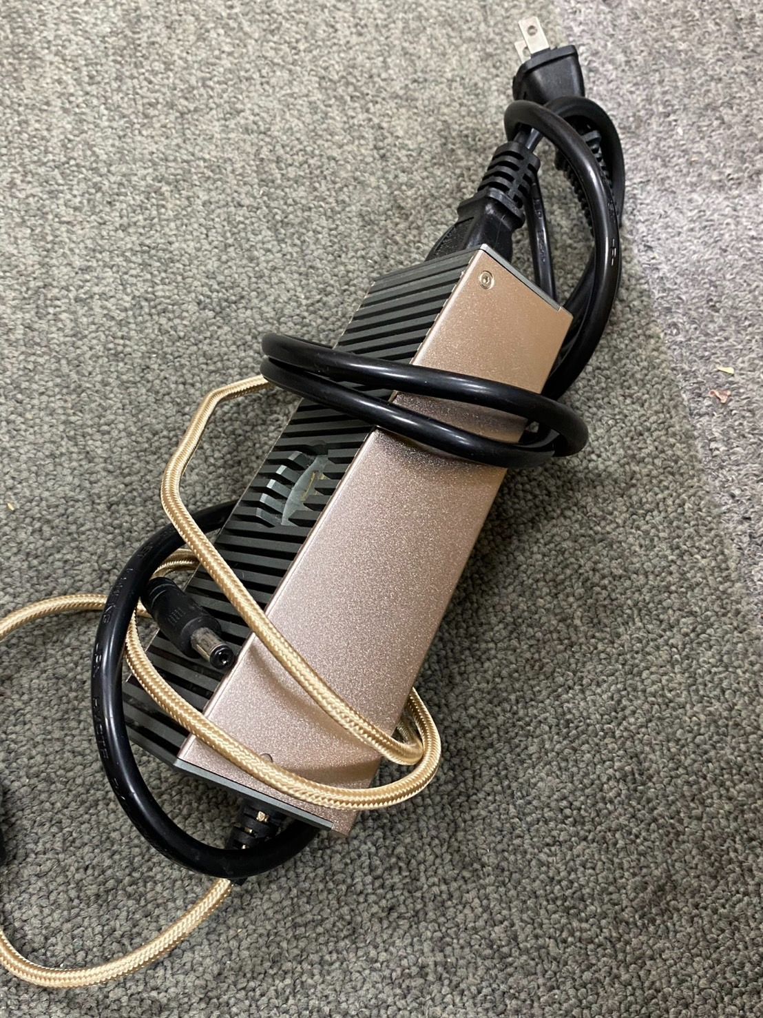 LN-0550 ACアダプター