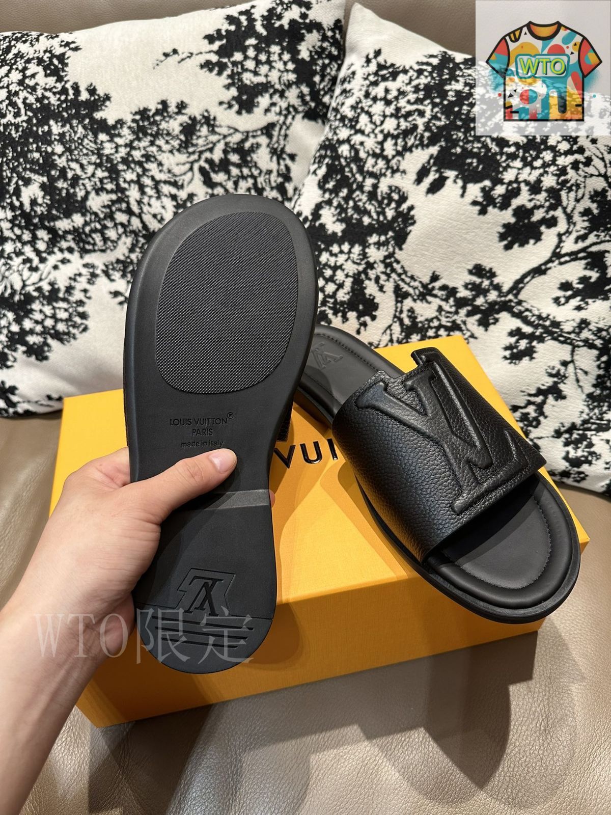 大人気★Louis Vuitton★メンズ LV パレス スリッパ 大人気☆Louis Vuitton☆メンズ LV パレス スリッパ