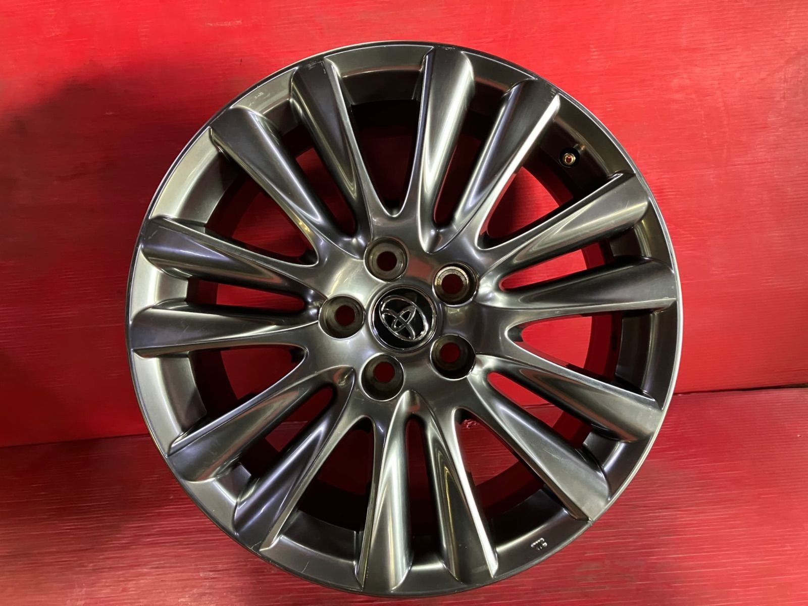 ハリアー 60系 後期 ターボ 18インチ 純正ホイールタイヤセット4本