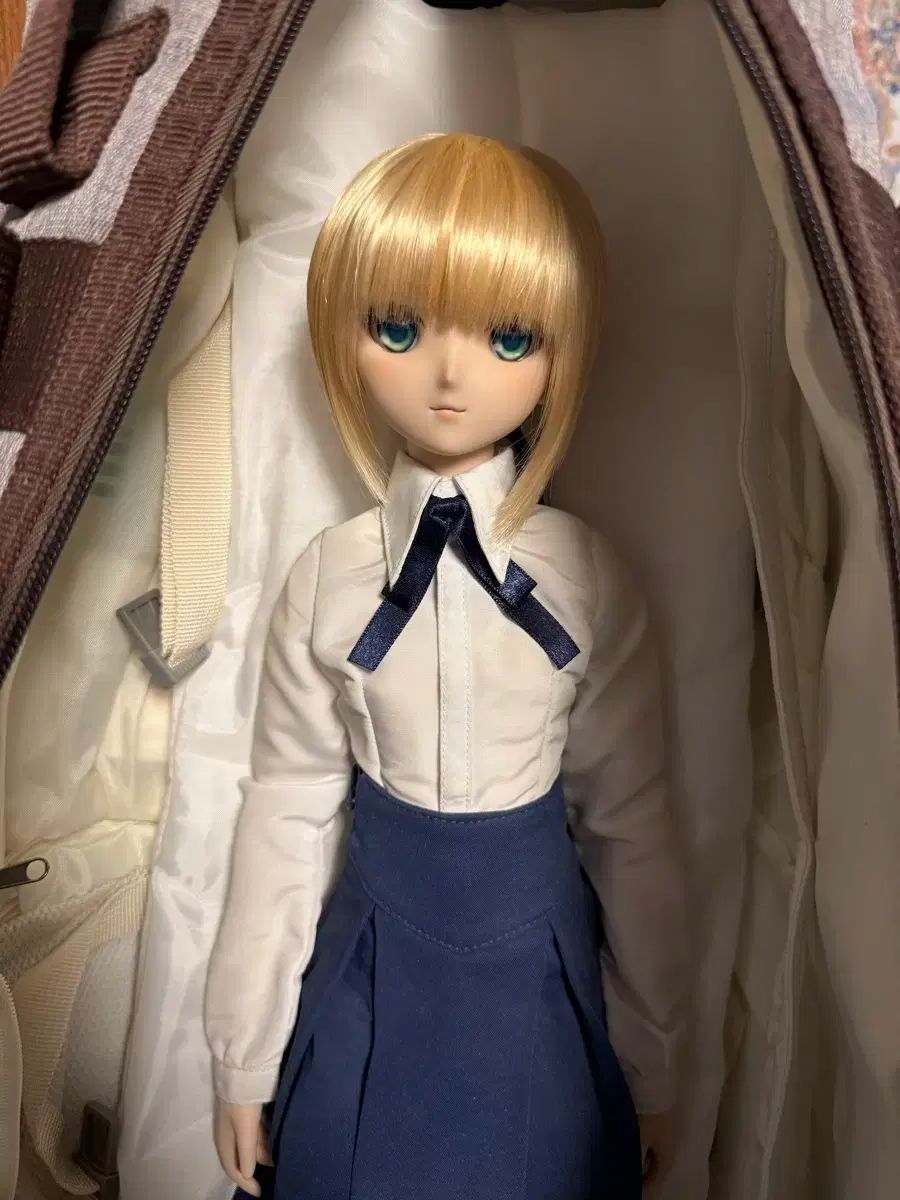 Dollfie Dream 救う者 アルトリア ペンドラゴン Fate Grand Dollfie Dream 救う者 アルトリア ペンドラゴン Fate Grand