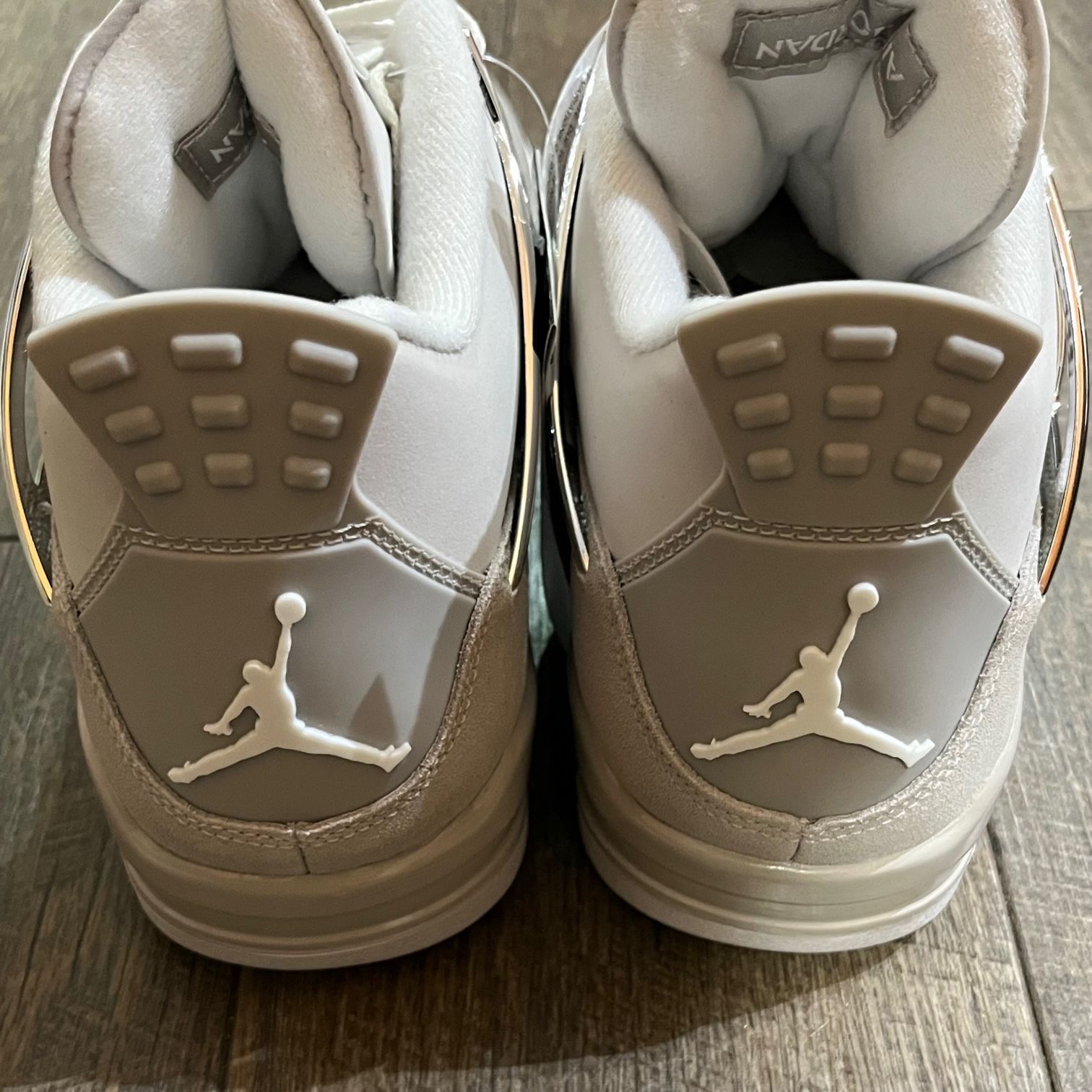 国内正規 新品 Nike Wmns Air Jordan 4 Retro Frozen Moments AQ9129 