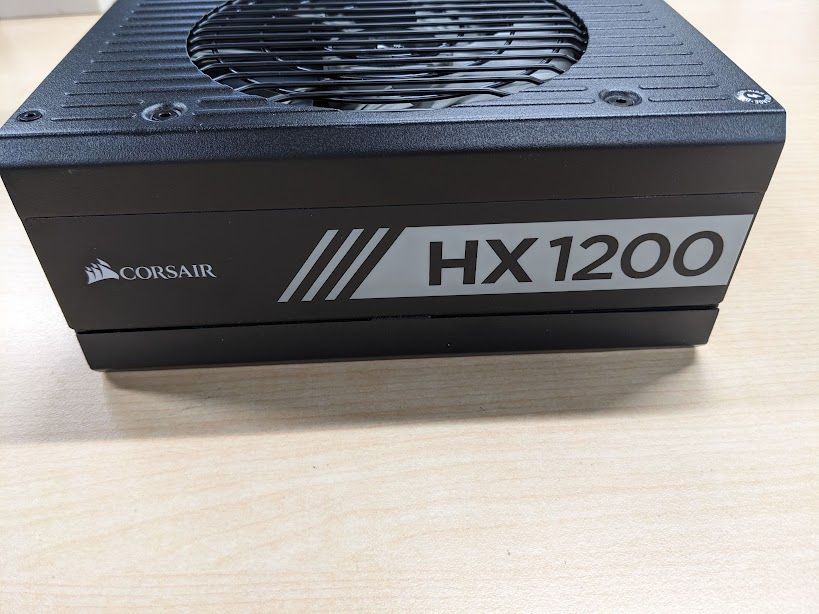 Corsair 1200W 80PLUS PLATINUM 10年保証 HX1200 CP-9020140-JP 外箱なし
