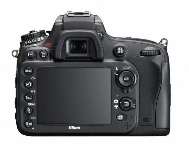不具合品　⭐︎ Nikon D610 デジタル一眼レフカメラ Nikon デジタル一眼レフカメラ D610 28-300VR レンズキット