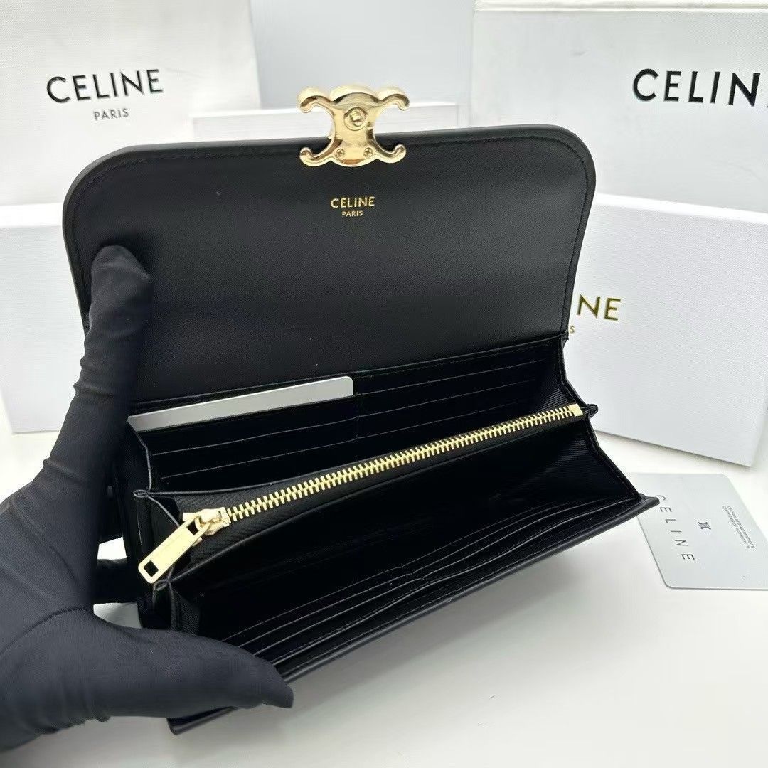 【最終値下げ】新品未使用CELINE財布 新品未使用 CELINE財布[本日特価|新品未使用品] - メルカリ