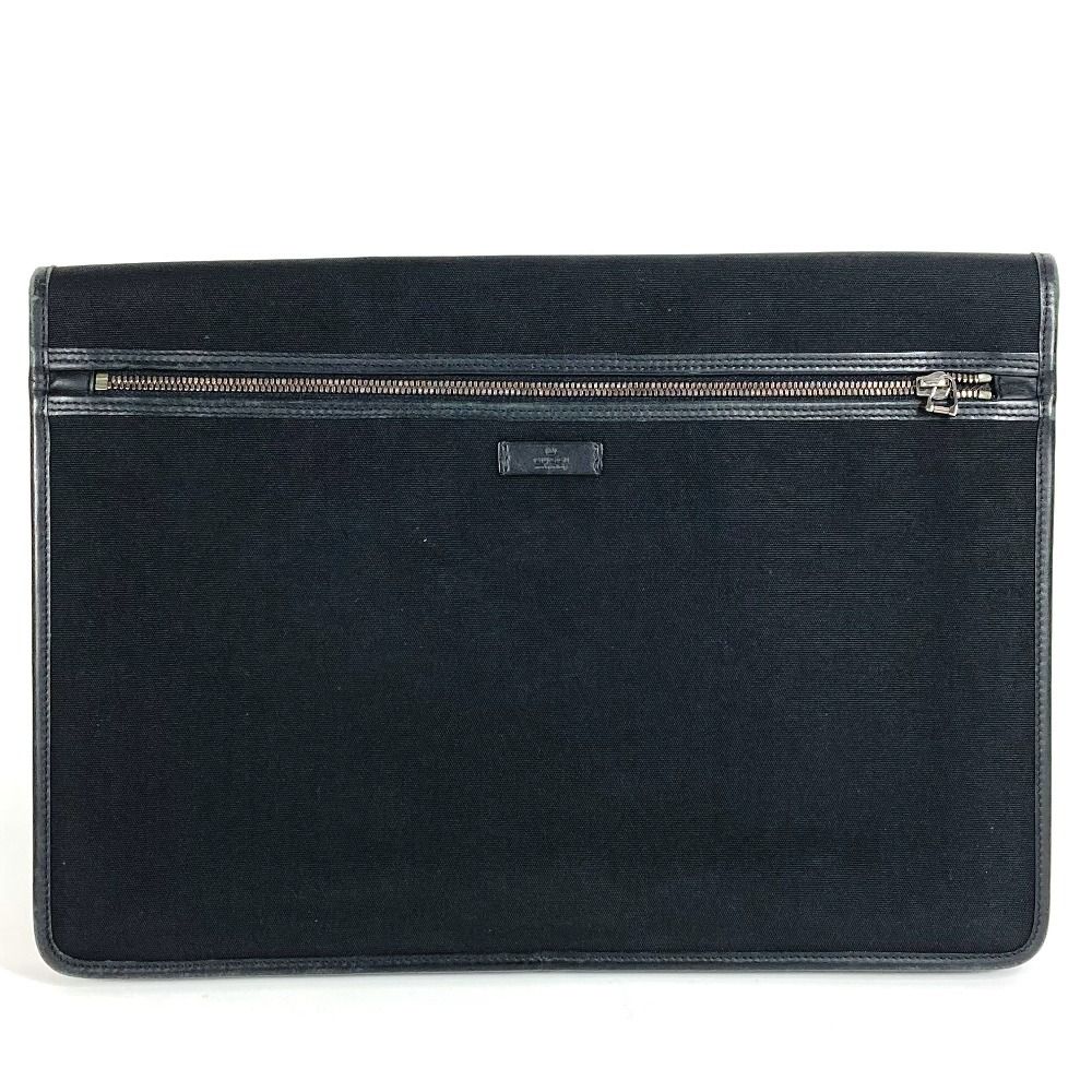 クラッチバッグ ロゴ