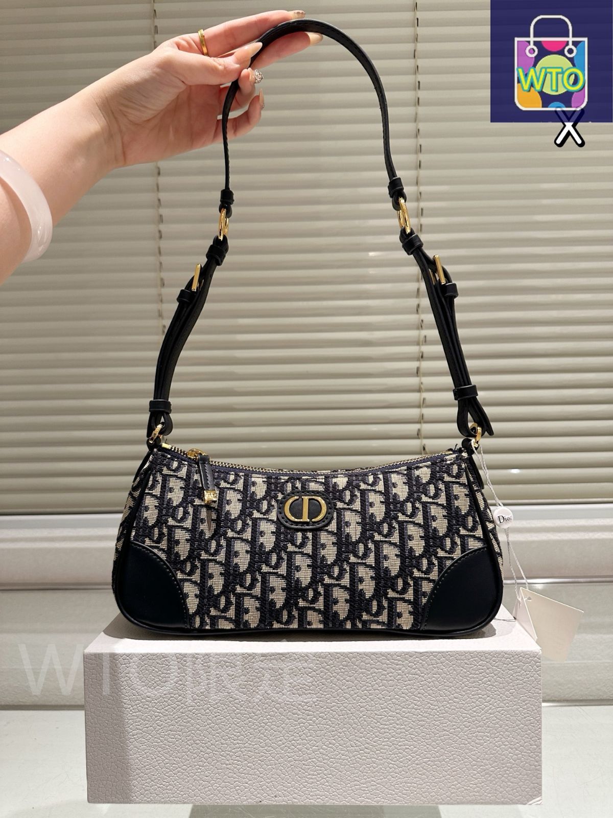 Diorディオール★Underarm Bag★アンダーアームバッグ★ブラック 今日特価】DIOR Baguette Hobo Underarm Bag ディオール