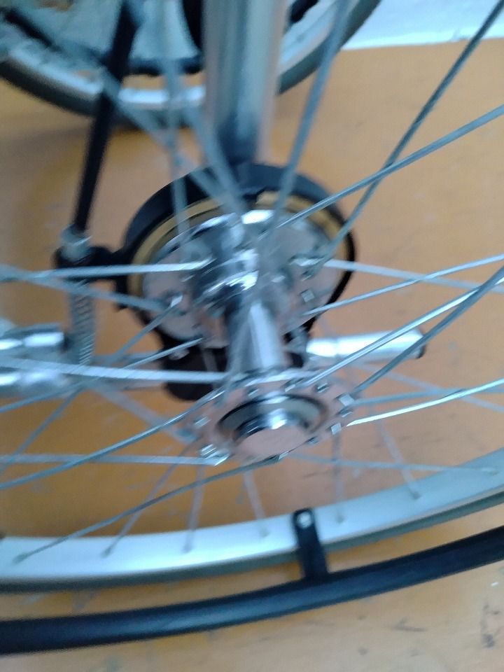 一部地域を除く 自走式車椅子