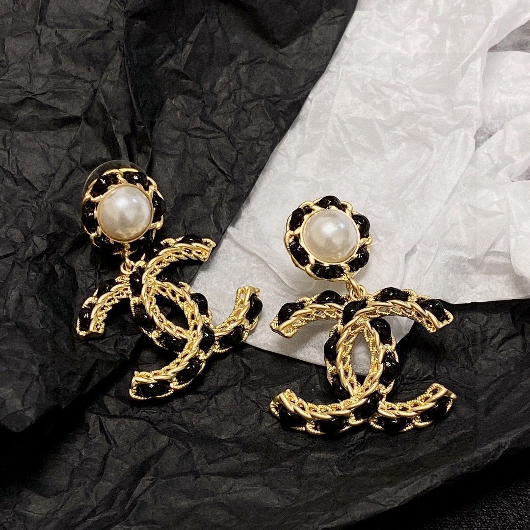 CHANEL】シャネル 新品 ブラックレザー ドロップピアス スターリング