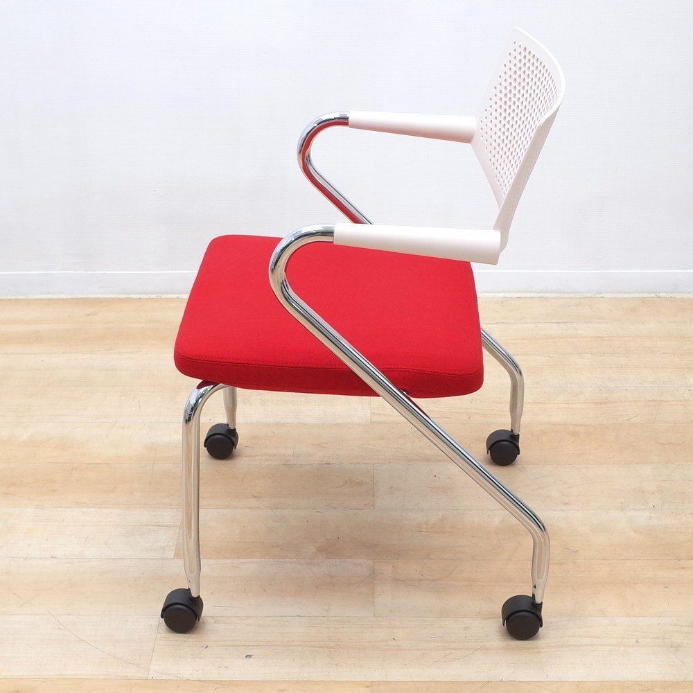 Vitra製 スタッキングチェア（ビザロール2） ホワイト 松戸店舗