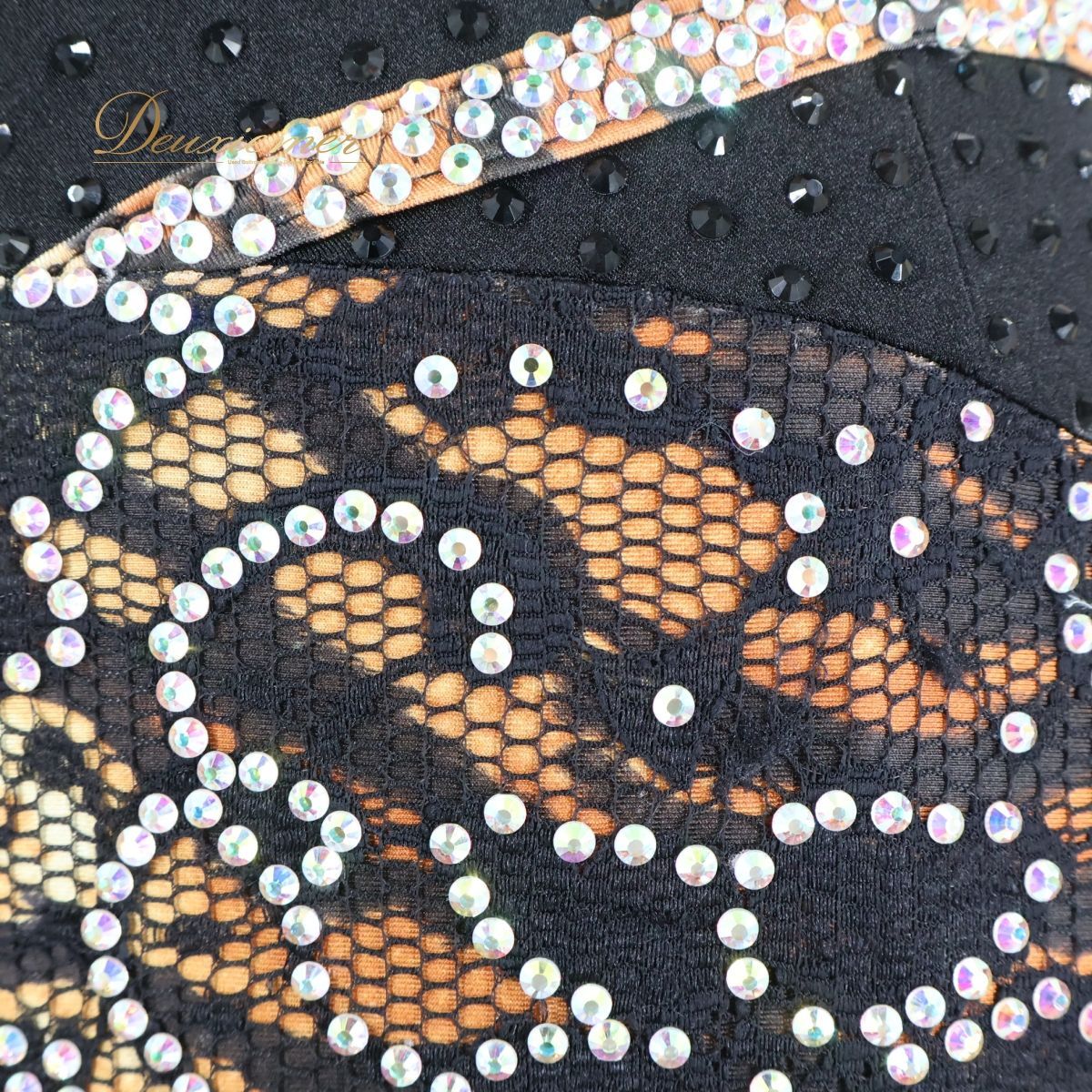 黒