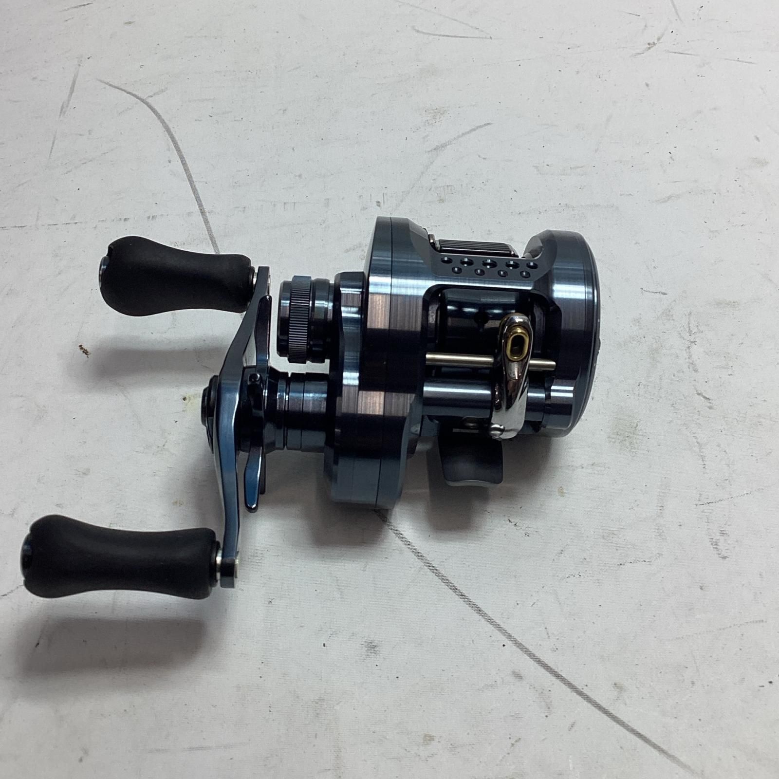 SHIMANO シマノ リール ベイトリール 24カルカッタコンクエスト シャローエディション 30HG 046734 リールポーチ