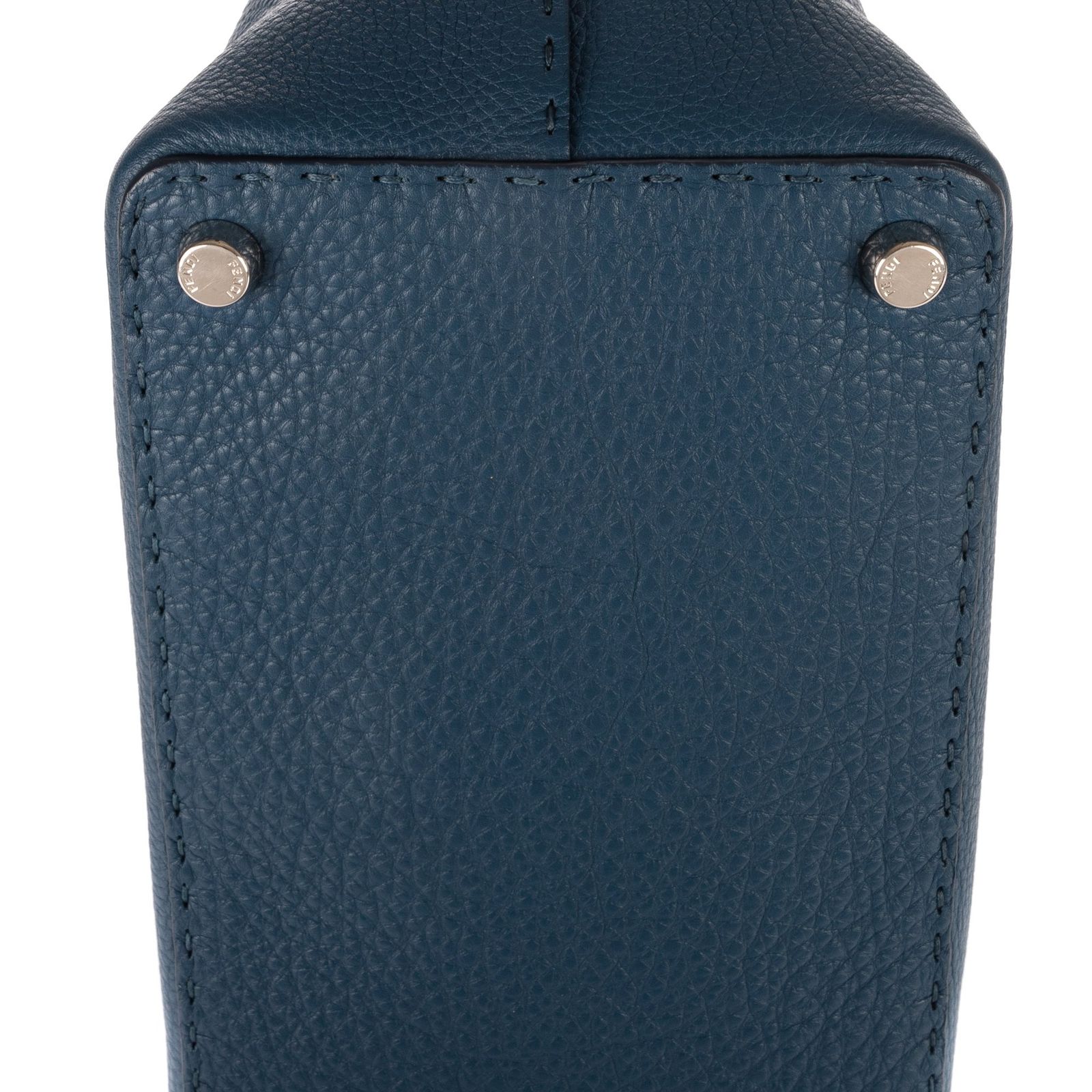 フェンディアデルネイビーグレインカーフスキンA