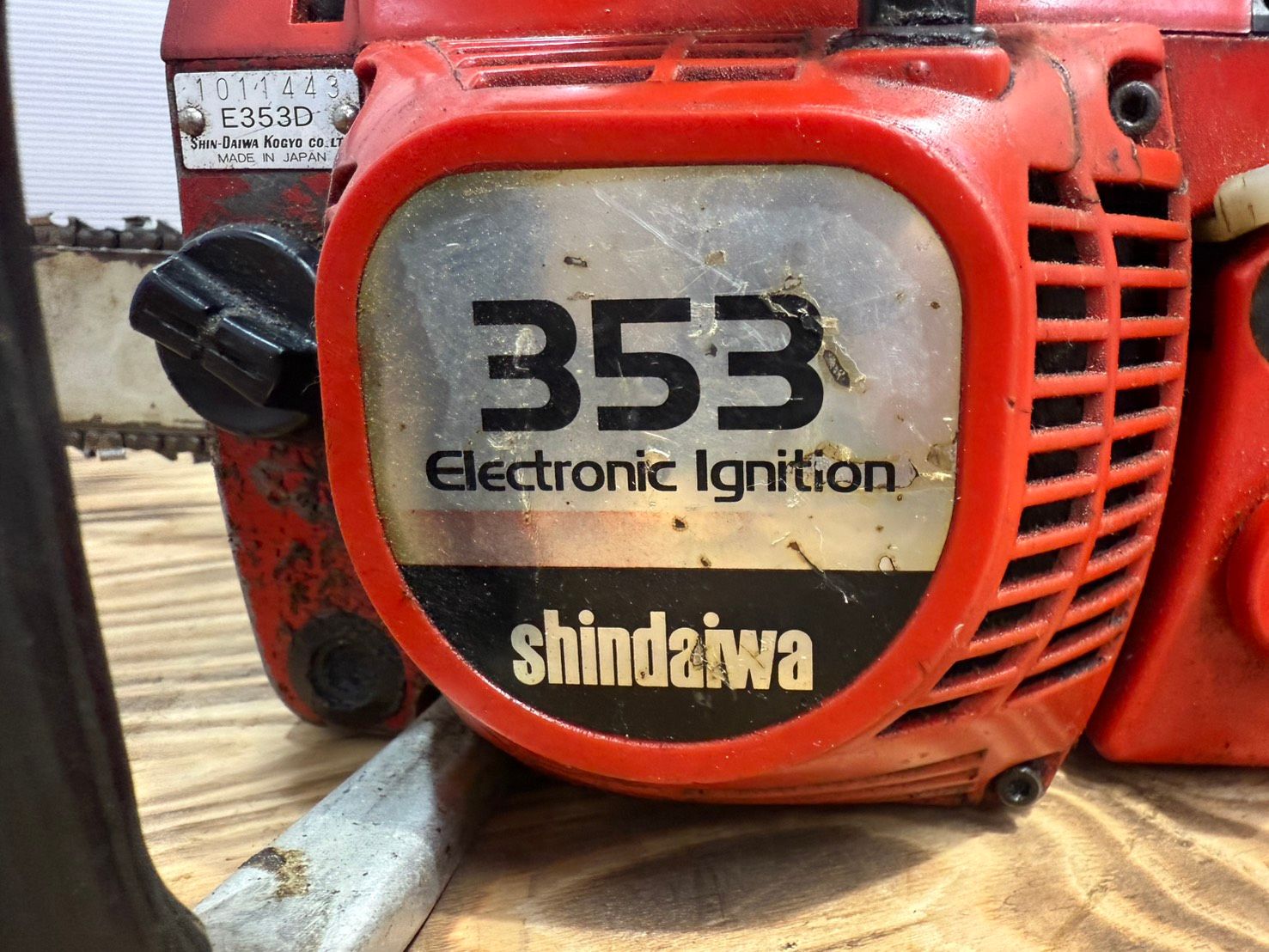 エンジンチェンソー　新ダイワ　E353D　353　　ジャンク品 新ダイワチェーンソーE353D