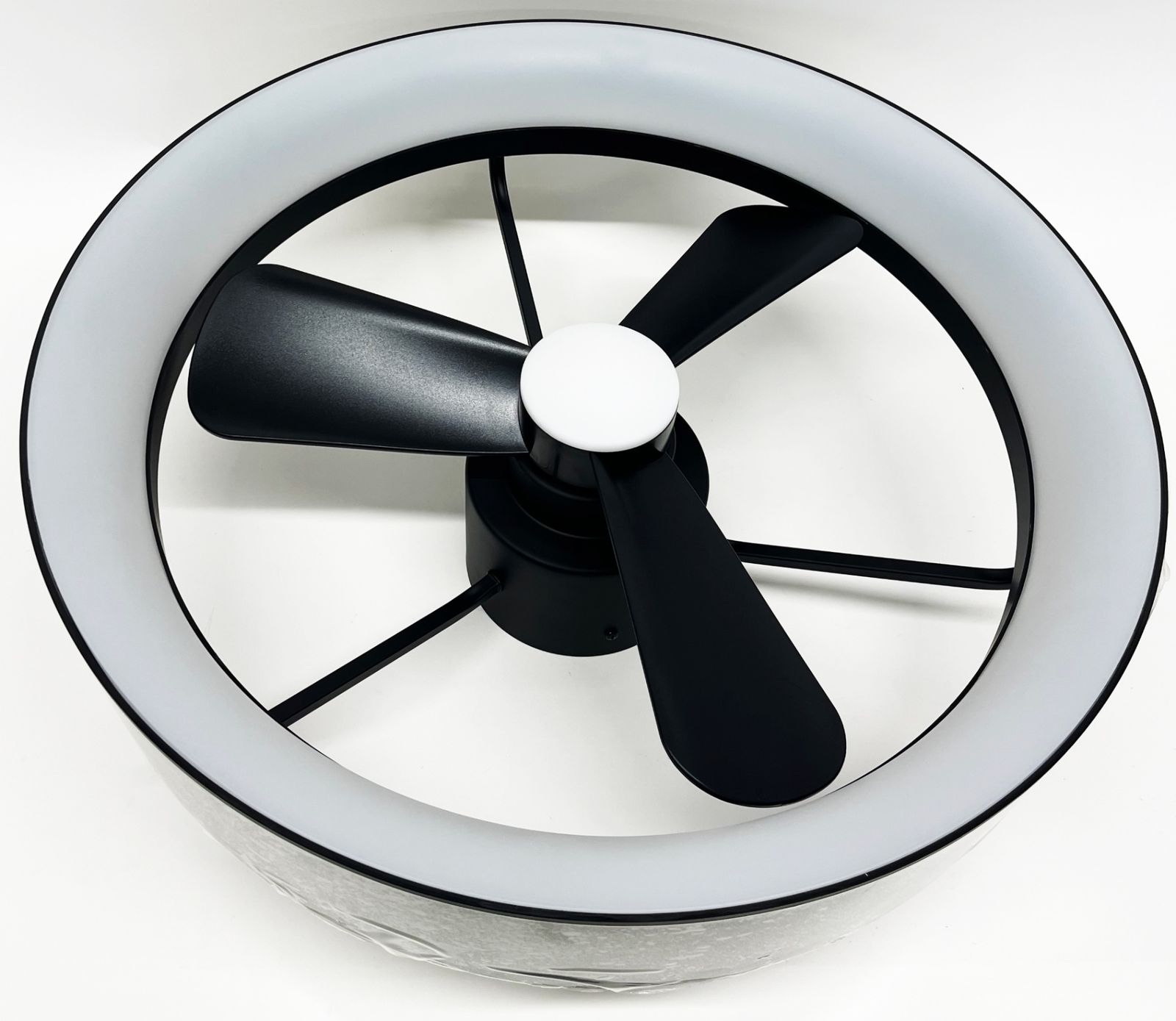 訳あり artika Austin LED シーリングファン FAN-AUR-C4BL 2025