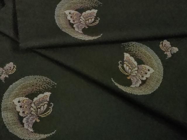 平和屋着物 上 本場大島紬 9マルキ 地空 舞蝶文 黒地 ♥ DZAB0122kh5