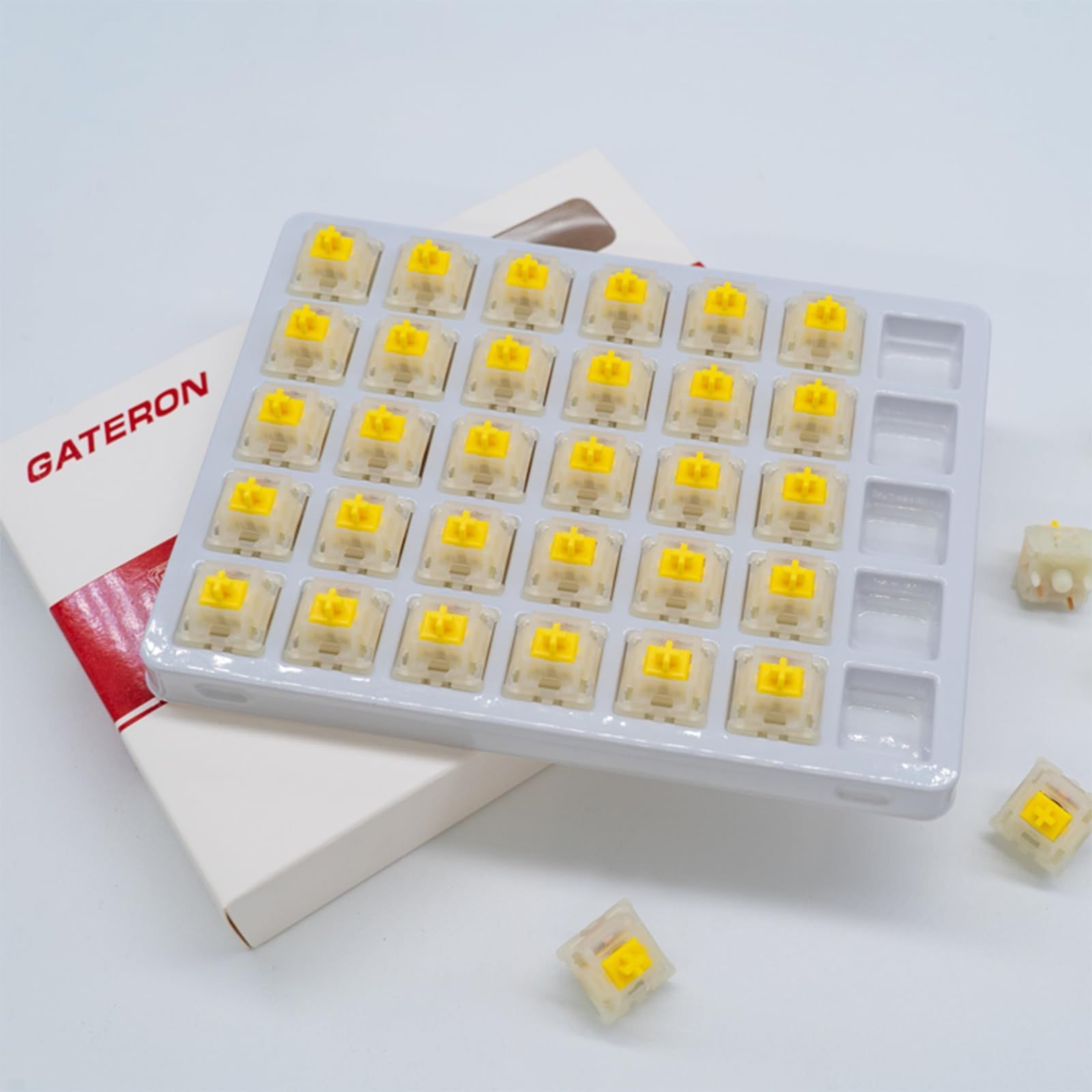 【人気商品】スイッチシャフトセット RGB MXメカニカルキーボード用 Pro Yellow (35個入りボックス) Milky GATERON