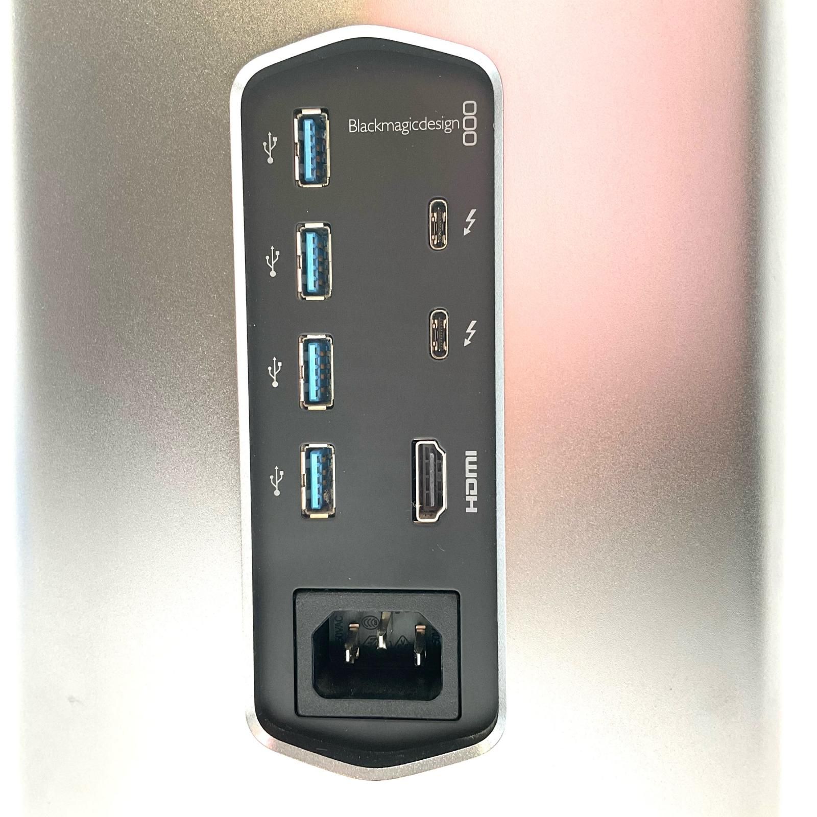 【美品】 Blackmagic egpu RX580「送料込み」 Blackmagic design グラフィックボード Blackmagic eGPU RX580