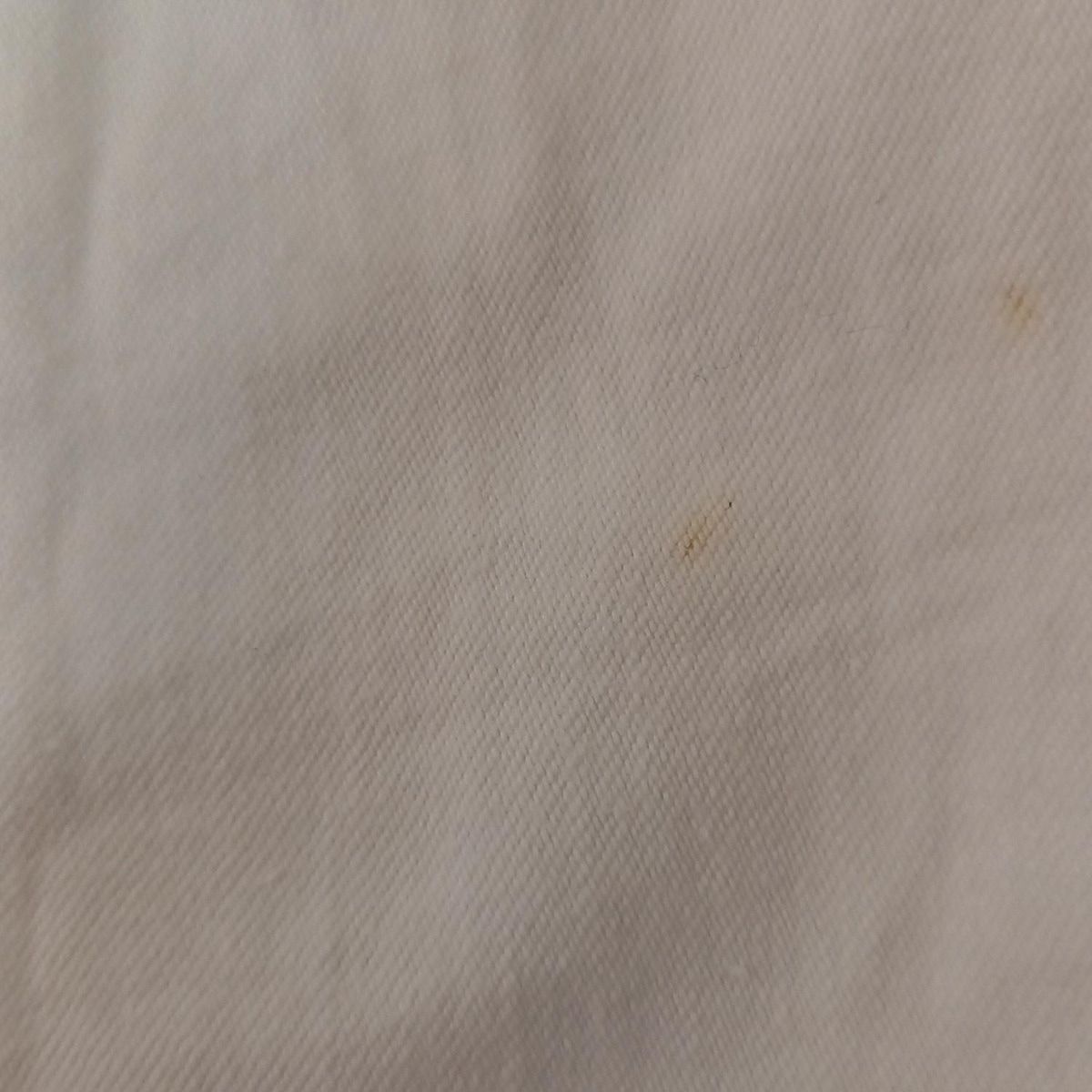 - 白