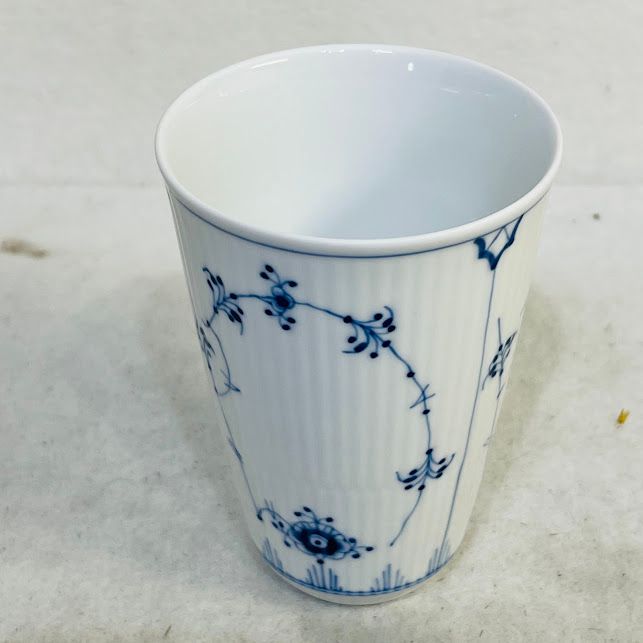 中古】 ロイヤルコペンハーゲン ブルーフルーテッド プレイン スタイル