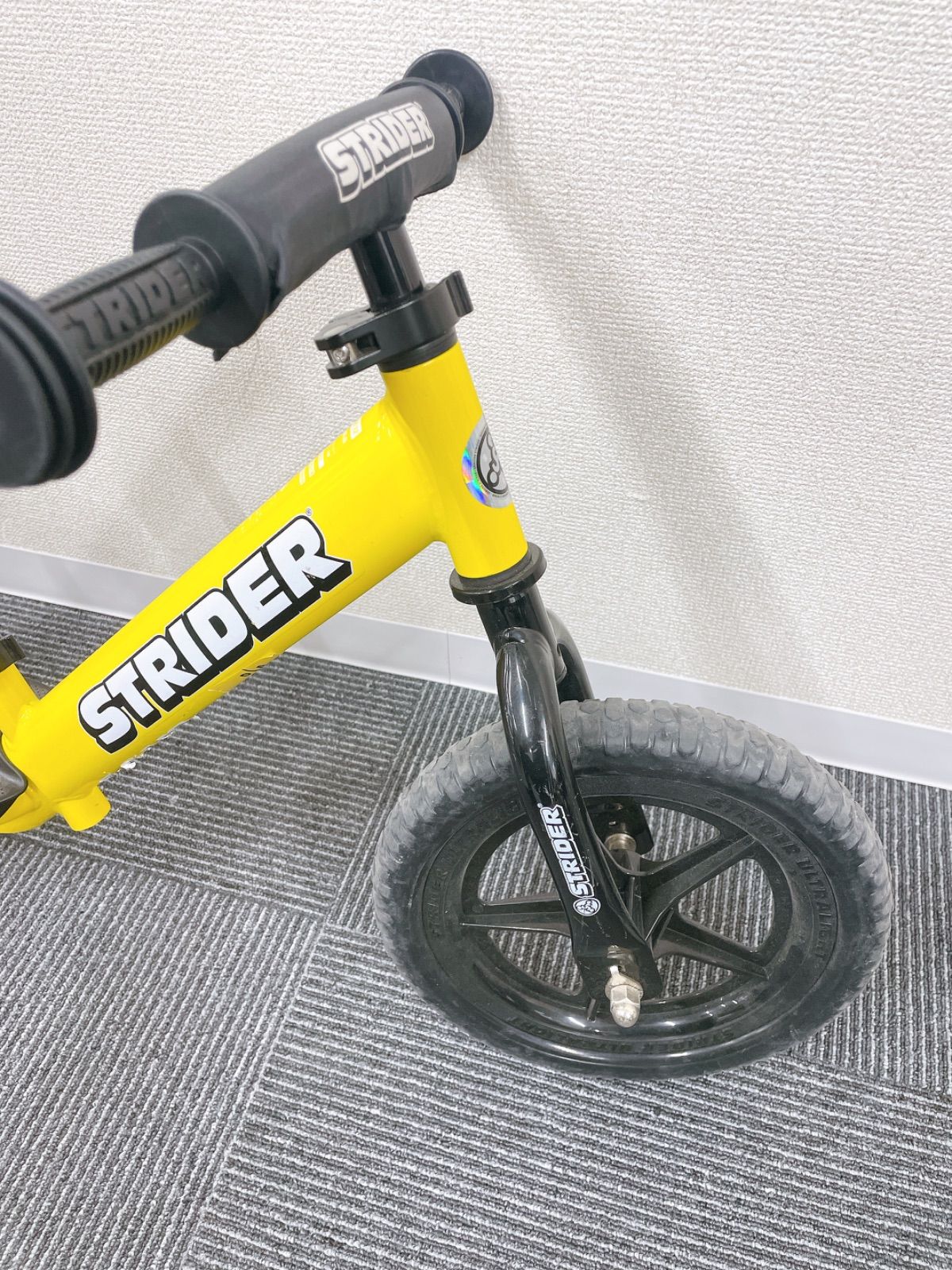 極美品 STRIDER 12 SPORT ストライダー スポーツ バランスバイク