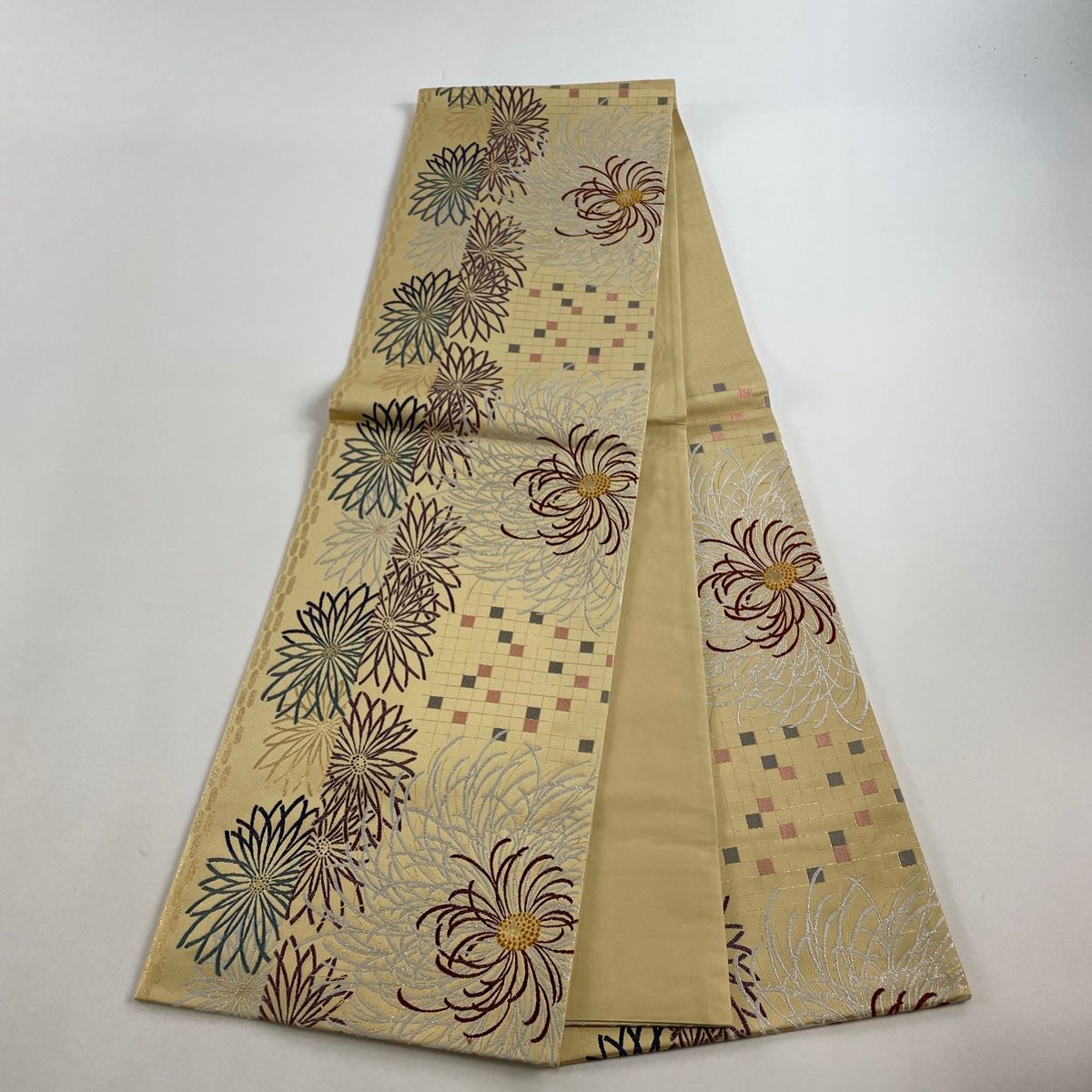 袋帯 名品 斜め格子 金通し 箔 ベージュ 全通 正絹 【中古】 袋帯 美品 名品 幾何学模様 格子 箔 紺色 六通 正絹 中古