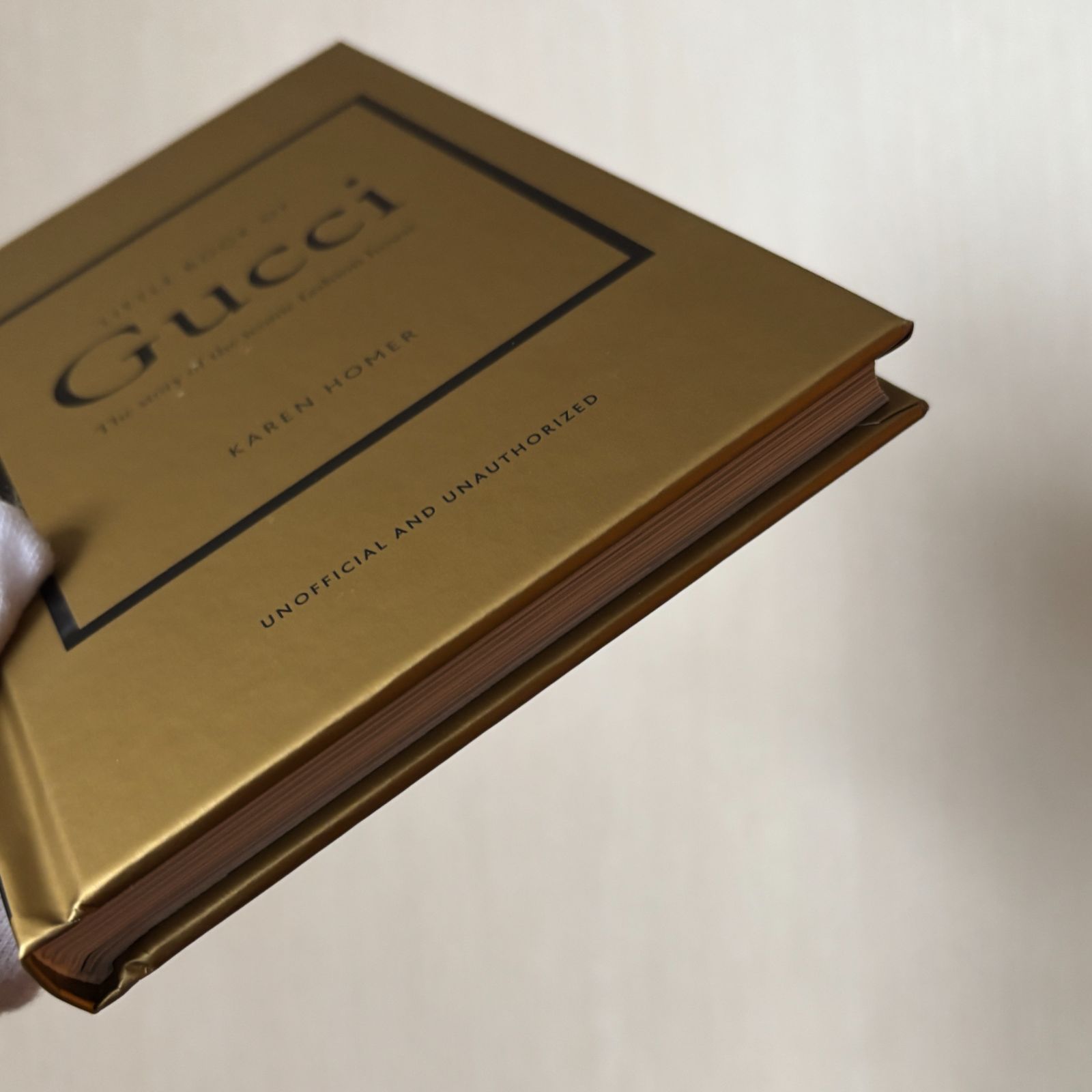 新品 LITTLE BOOK OF GUCCI グッチの本 洋書 2 - メルカリ