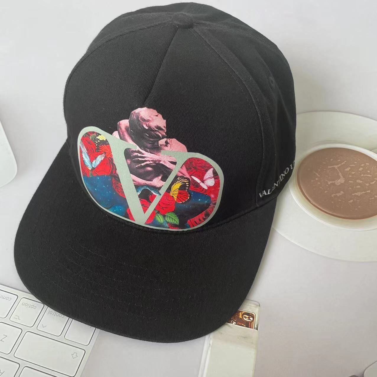 未使用　valentino キャップUNDERCOVERコラボキャップ　タグ付 新品 UNDERCOVER×VALENTINOCAP アンダーカバーコラボ キャップ