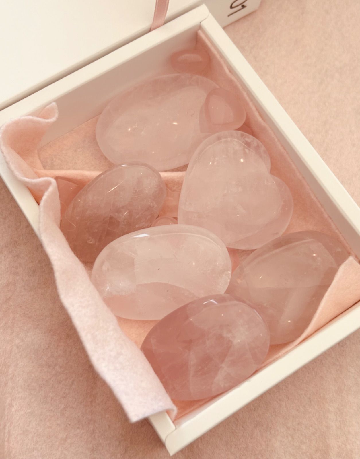 ペリウィンクルローズクォーツスフィア/Periwinkle Rose Quartz Sphere