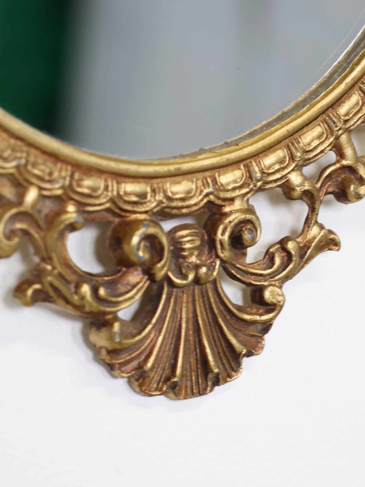 ヴィンテージ*メタルフレーム ウォールミラー*古い壁掛け鏡*ヨーロピアン 1970年代 ヴィンテージ メタルフレーム ヨーロピアン ウォールミラー 鏡