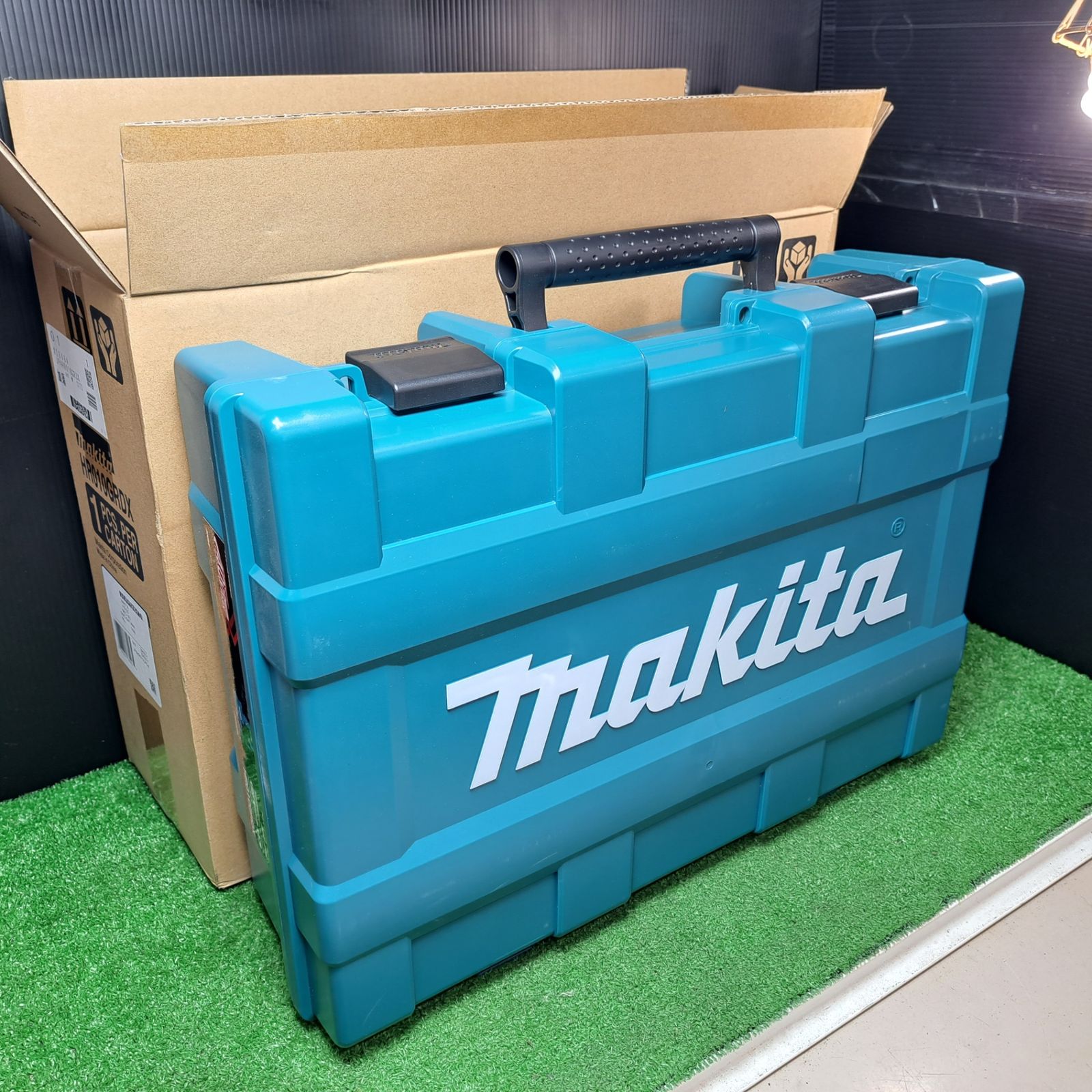 makita コードレスハンマドリル