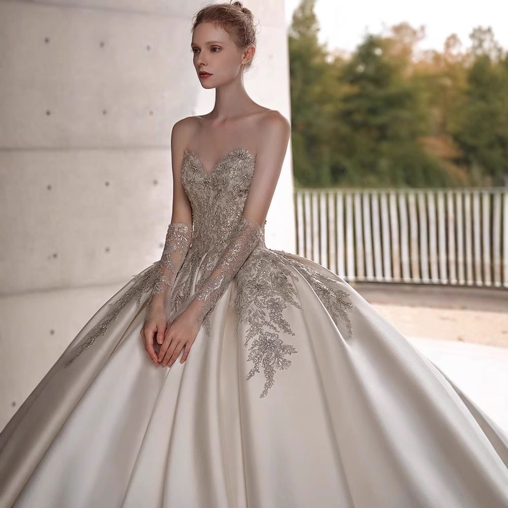 ウェディングドレス 新作 2025 ビスチェタイプ トレーン付き