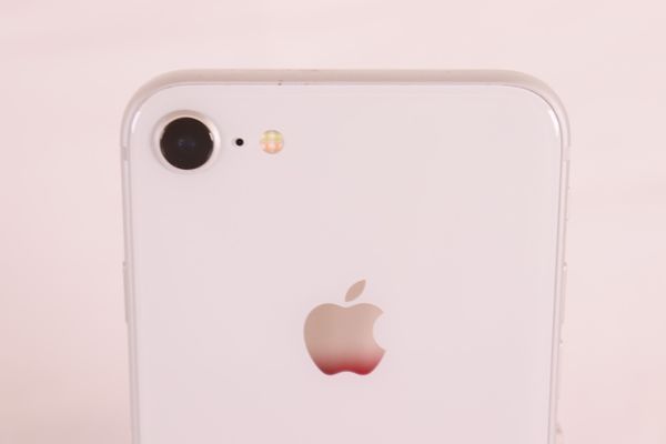 SIMフリー iPhone8 64GB シルバー バッテリー80% 送料無料 - メルカリShops