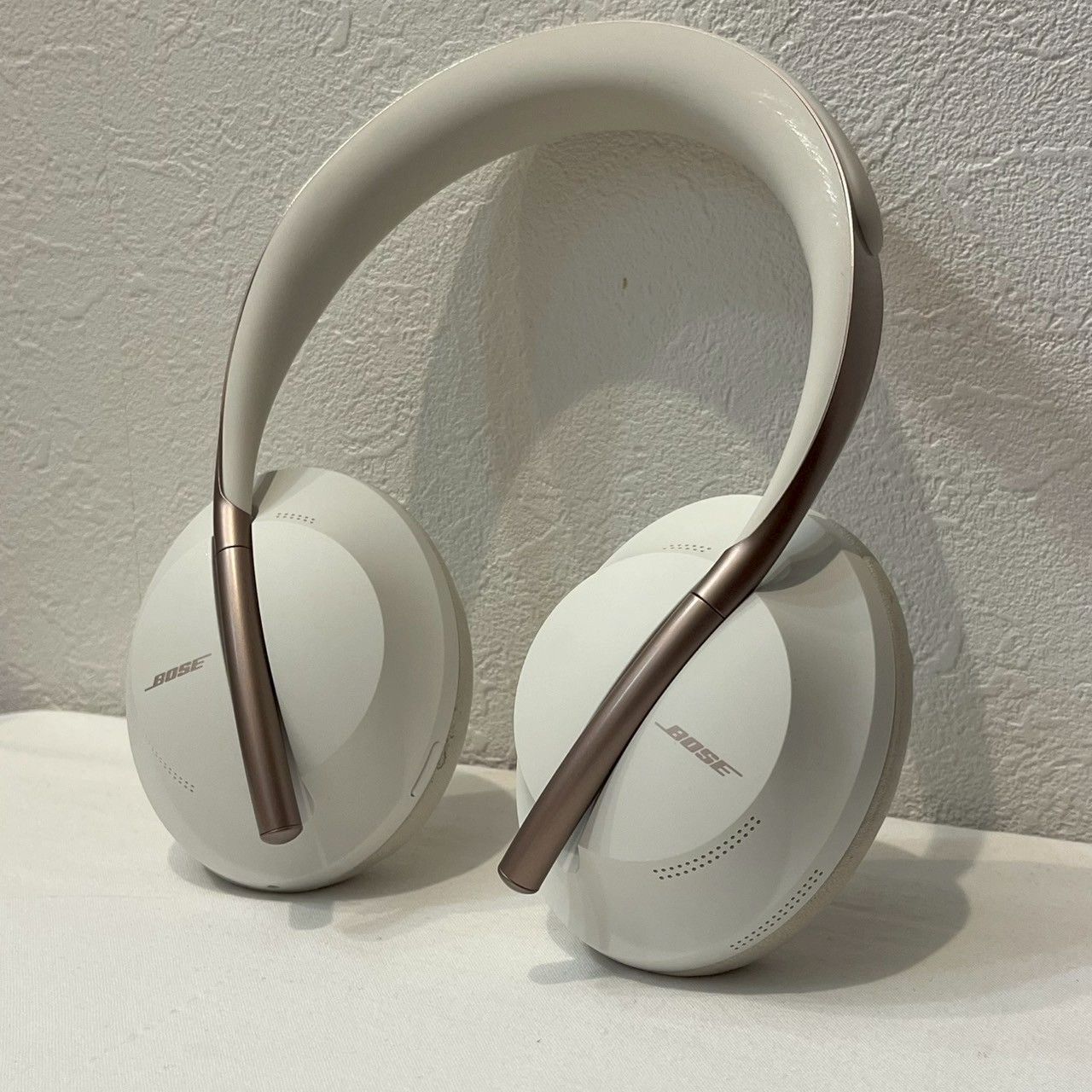 良品】BOSE/NOISE/CANCELLING/HEADPHONES/700/ヘッドホン/ホワイト