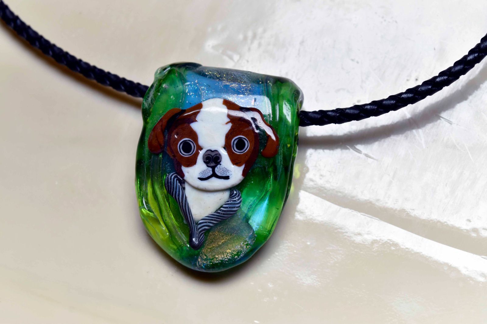 ガラスアクセサリートンボ玉 ジュエリー 犬 DOG Y2484-304 GLASS BEADS