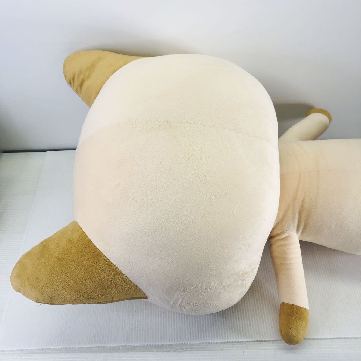 アイルー 特大おすわりぬいぐるみ