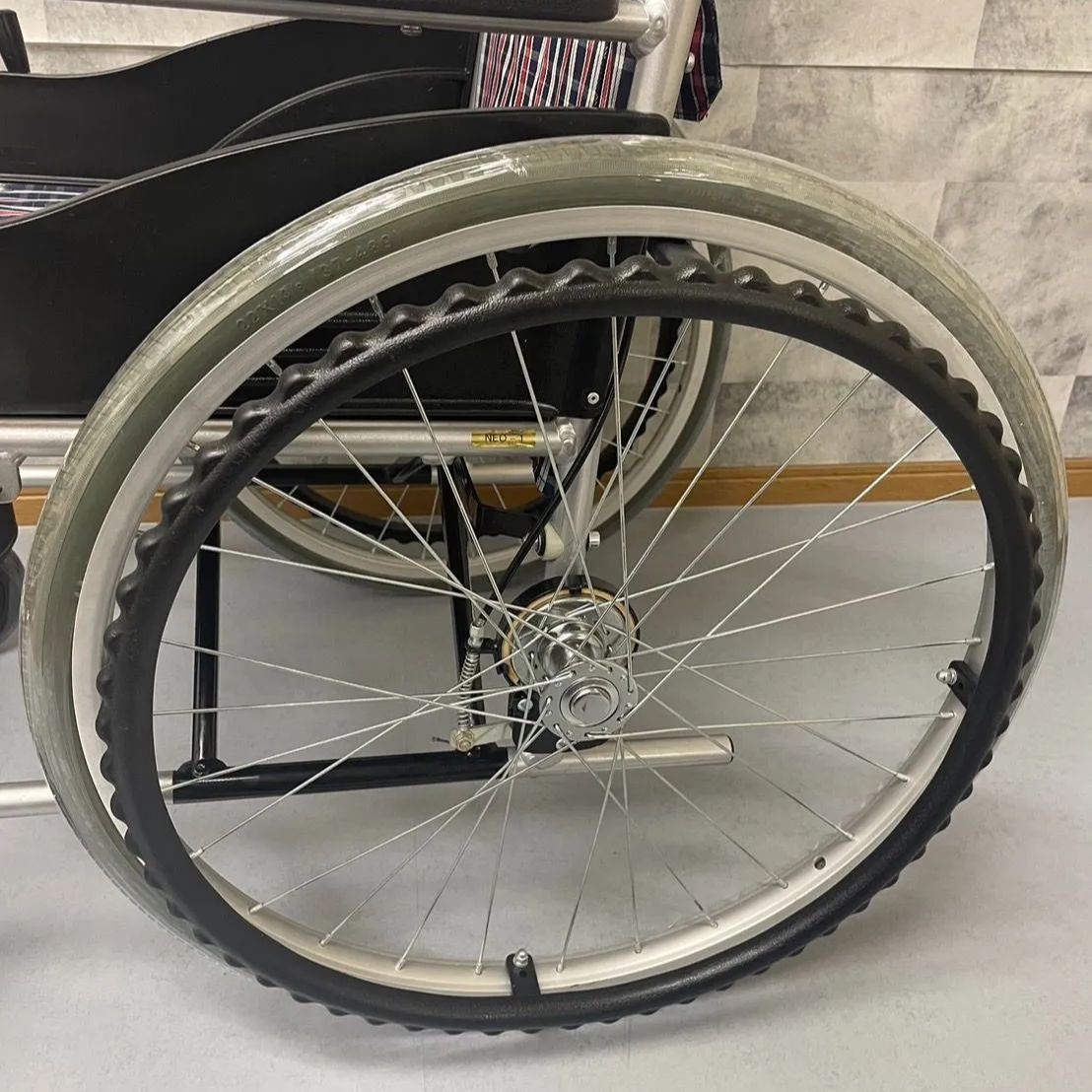 NEO-1 NISSIN 日進医療機器 自走式 車椅子 中古 介護用品 ノーパンク  