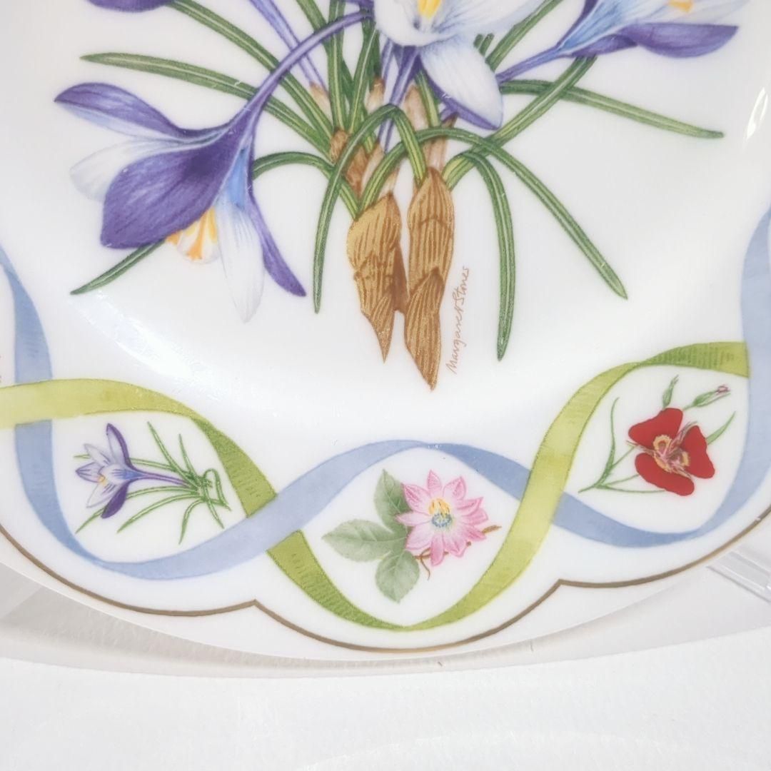 ウェッジウッド 黒壺 フラワーアーティストオブキュープレート 1992