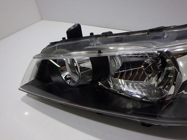 ストリーム RN6 HID ヘッドライト 左右セット バラスト100-22652 ストリーム RN6 HID ヘッドライト 左右セット バラスト100-22652