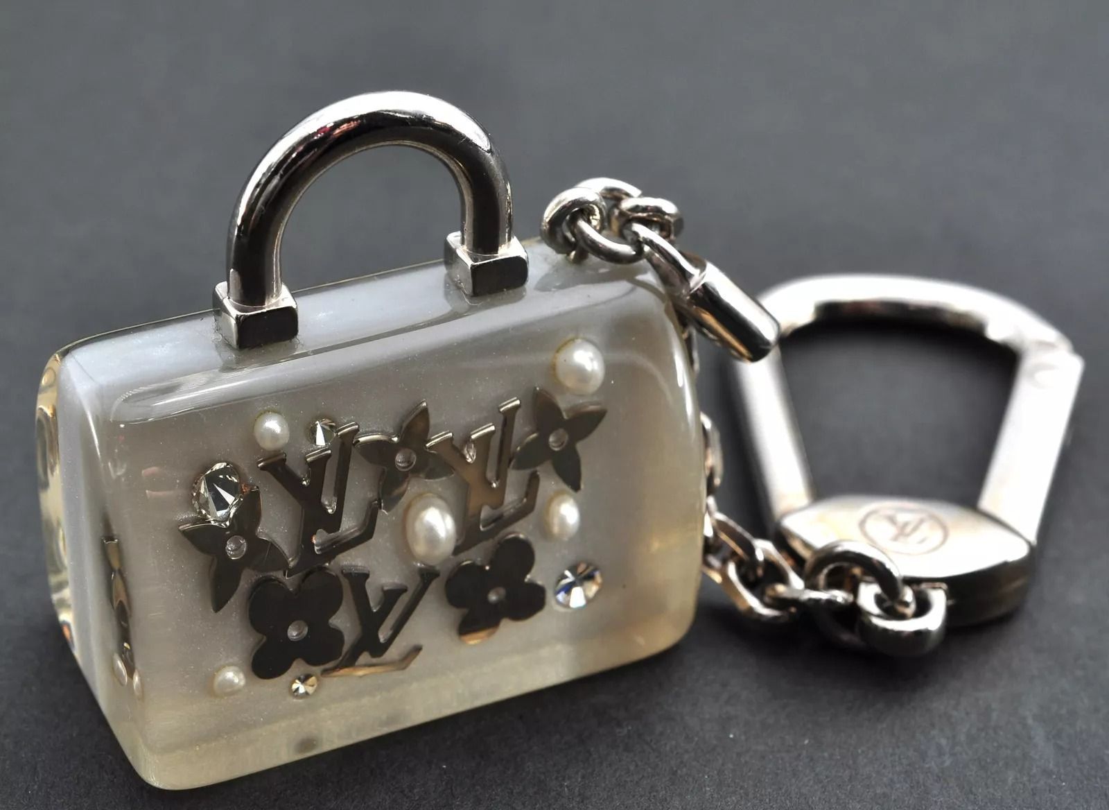 VUITTON チャーム LV x TM Micro Speedy Denim Cerise Bag Charm S00 - Women