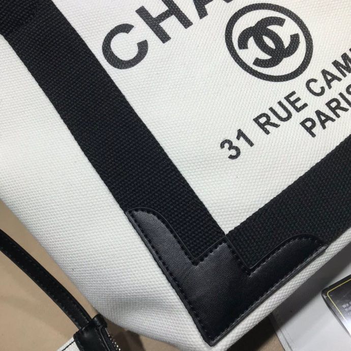 ショルダーバッグ ハンドバッグ｜