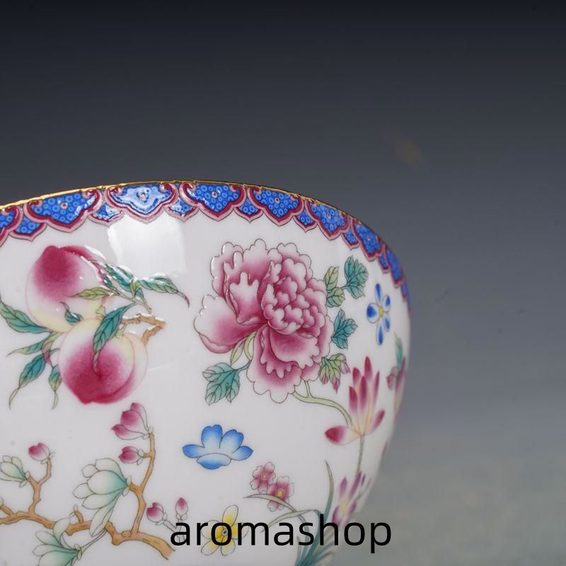 清乾隆琺瑯彩花卉図紋六稜賞瓶 景徳鎮 陶磁器 装飾品 現代工芸品 美術品 置物 清乾隆琺瑯彩花卉図紋六稜賞瓶 景徳鎮 陶磁器 装飾品 工芸品