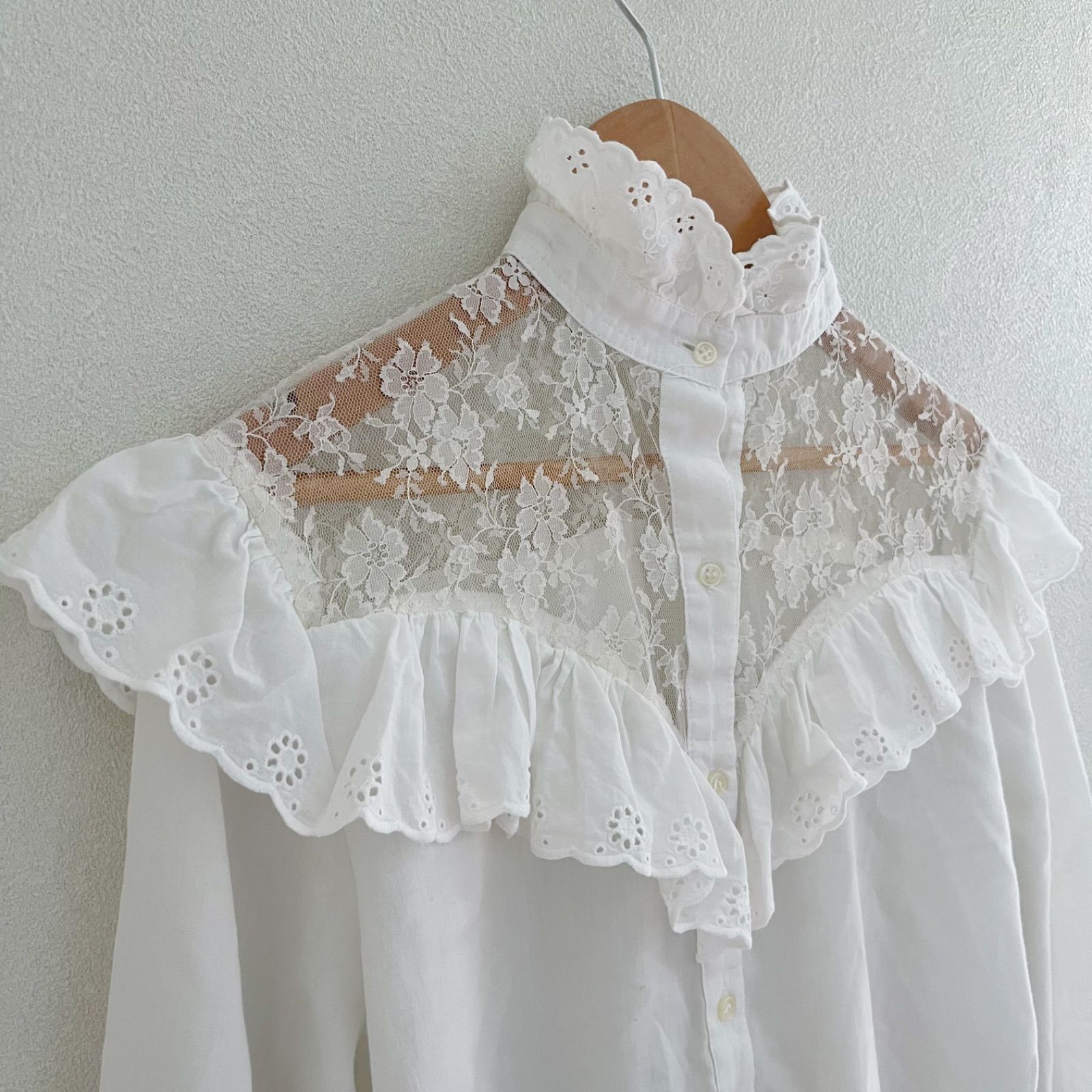 EURO vintage/レース付き白シャツ/フランス古着 Euro vintage(ヨーロッパヴィンテージ) batten lace with stich