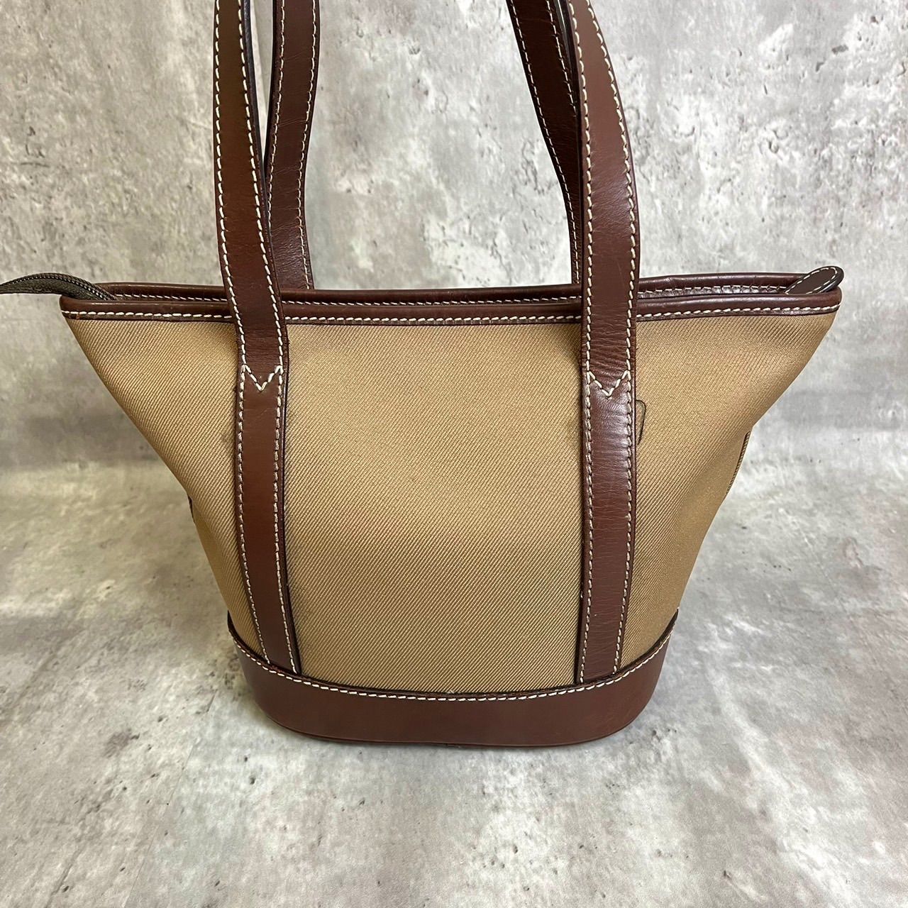 ✨極美品✨ HUNTING WORLD ハンティングワールド トートバッグ ✨極美品✨ HUNTING WORLD ハンティングワールド トートバッグ