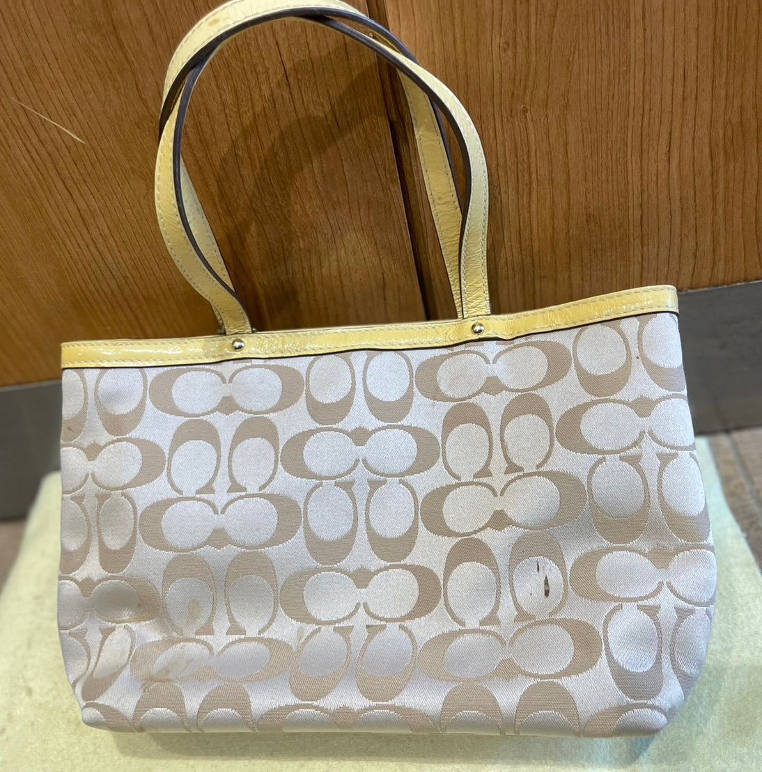 コーチ COACH ハンドバッグ ナイロン パテント シグネチャー F47242