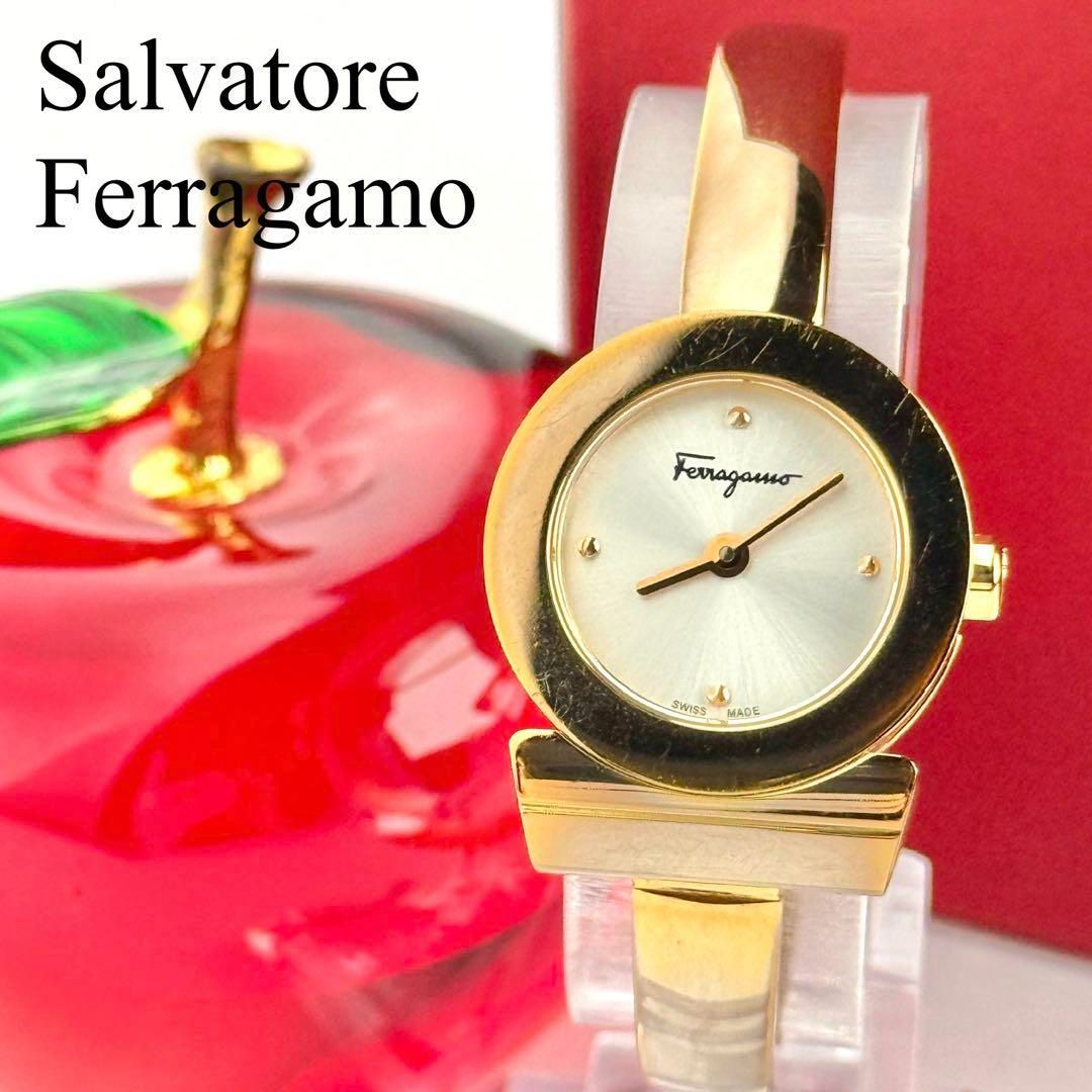 サルバトーレフェラガモ ガンチーニ ラウンド 新品電池 レディース